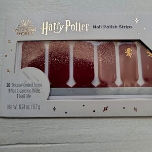 Ulta x Harry Potter press on nail strips - gryffindor